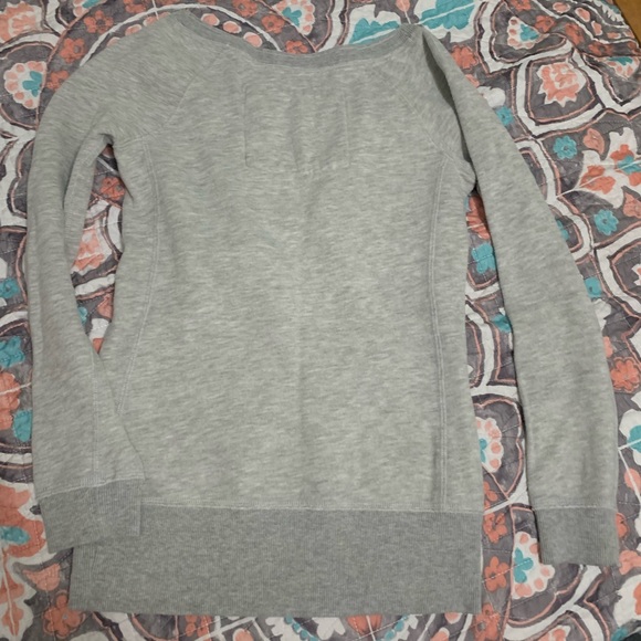 Abercrombie & Fitch sweatshirt - Picture 6 of 6